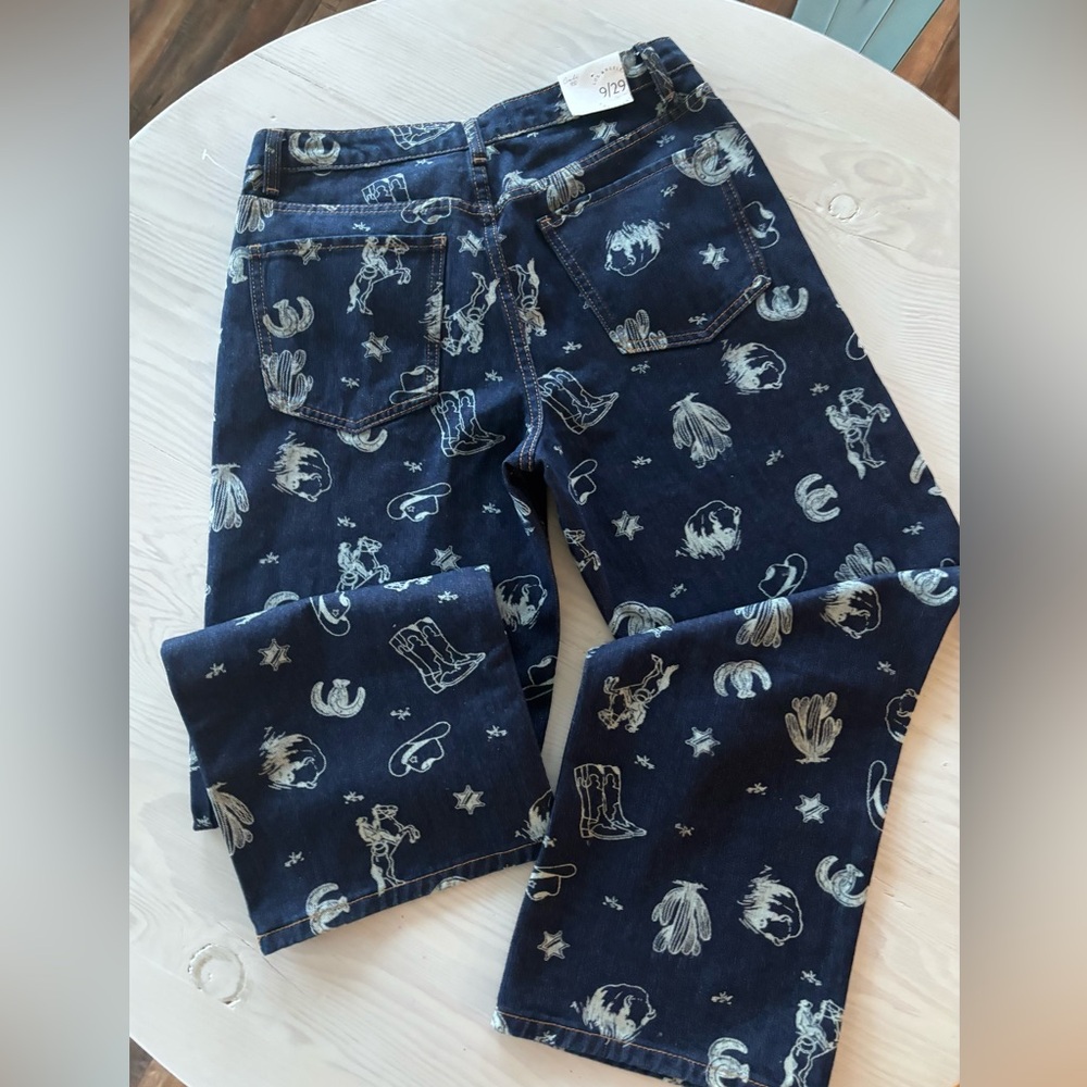 NEW Cali 1850 Western All Over Printed Straight Leg Jean - Picture 3 of 4
